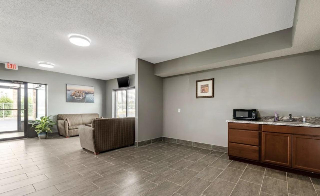 Southern Inn And Suites Спартанбърг Екстериор снимка