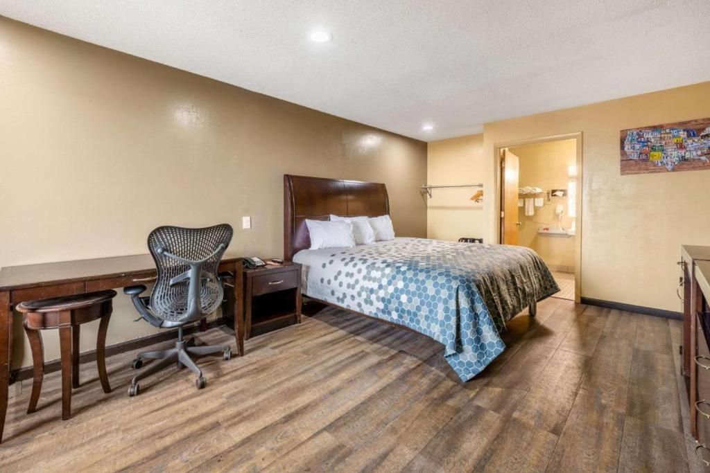 Southern Inn And Suites Спартанбърг Екстериор снимка