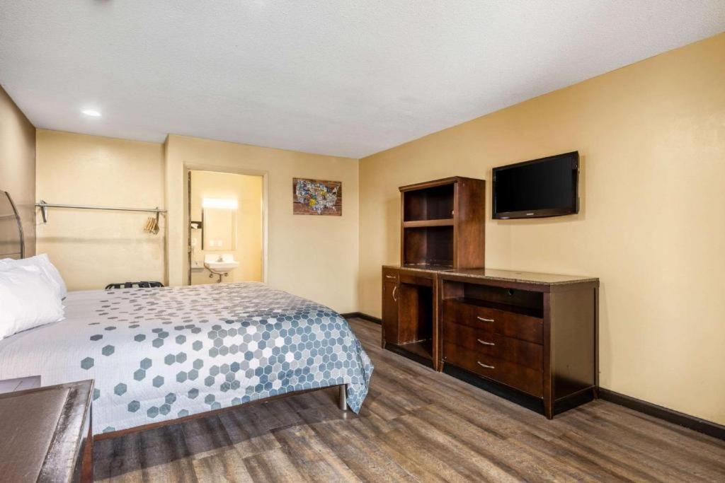 Southern Inn And Suites Спартанбърг Екстериор снимка